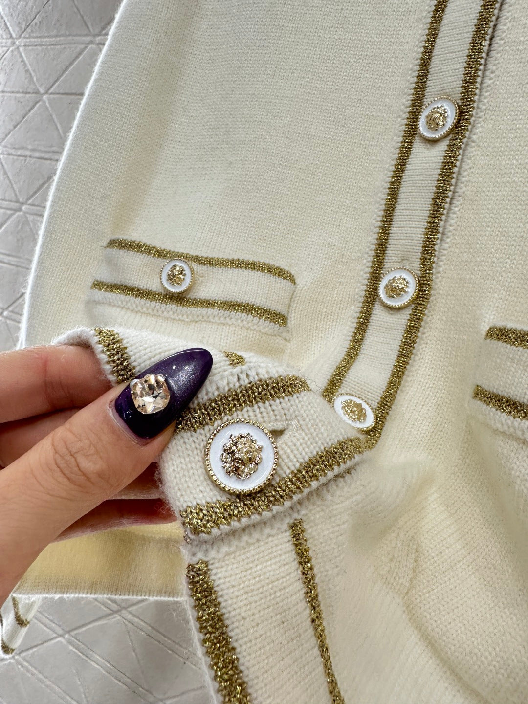 Striped border cardigan