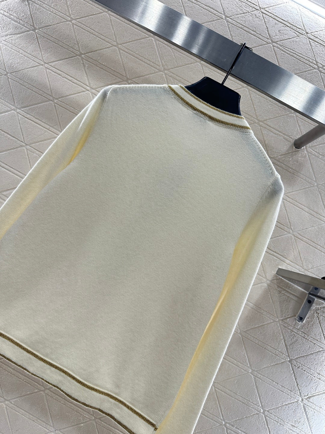 Striped border cardigan