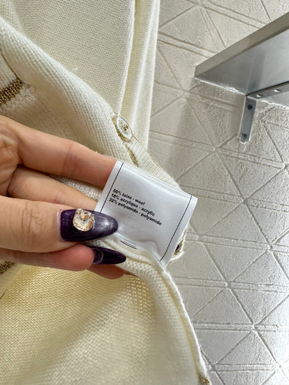 Striped border cardigan