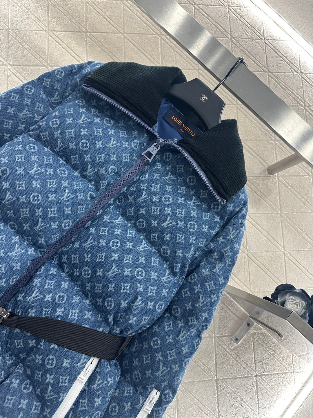 Knitted collar zipper denim down jacket