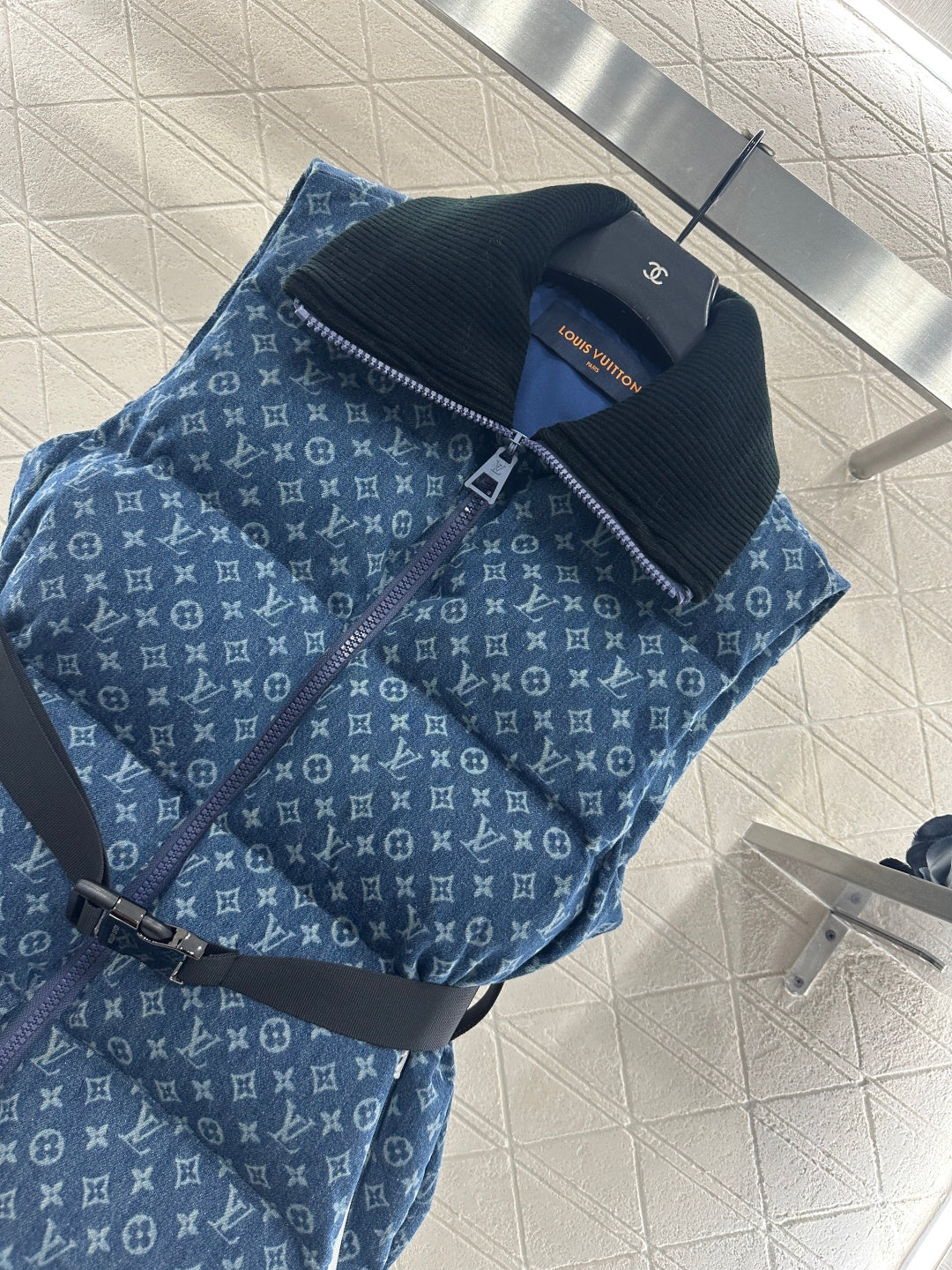 Knitted collar zipper denim down vest