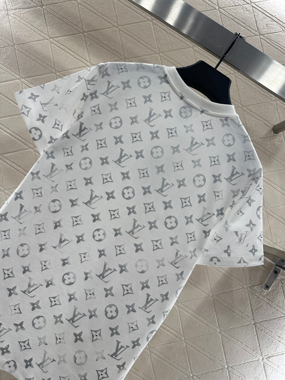 Round neck willow print 𝑇𝑒𝑒