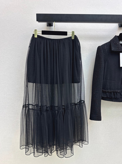 Two piece set of Xiaoxiangfeng woven half skirt and mesh long skirt
