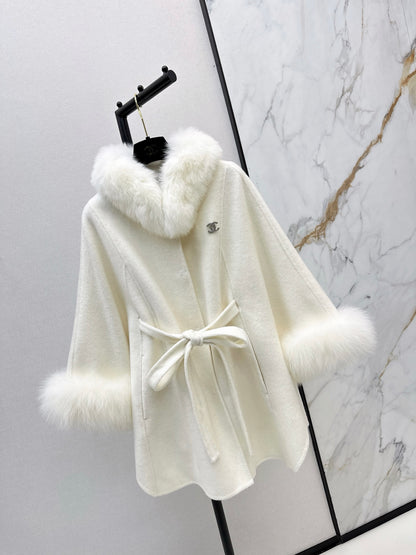 Fox fur decorative cloak coat