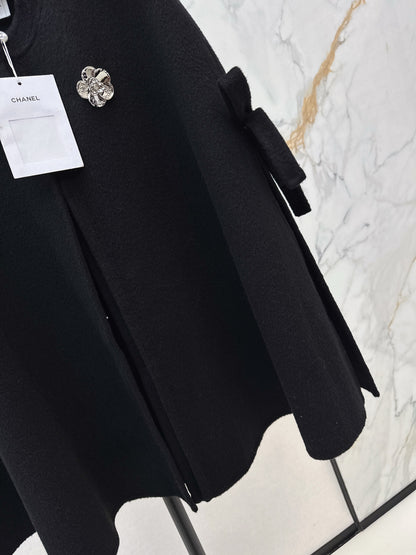 Double bow decoration cloak coat