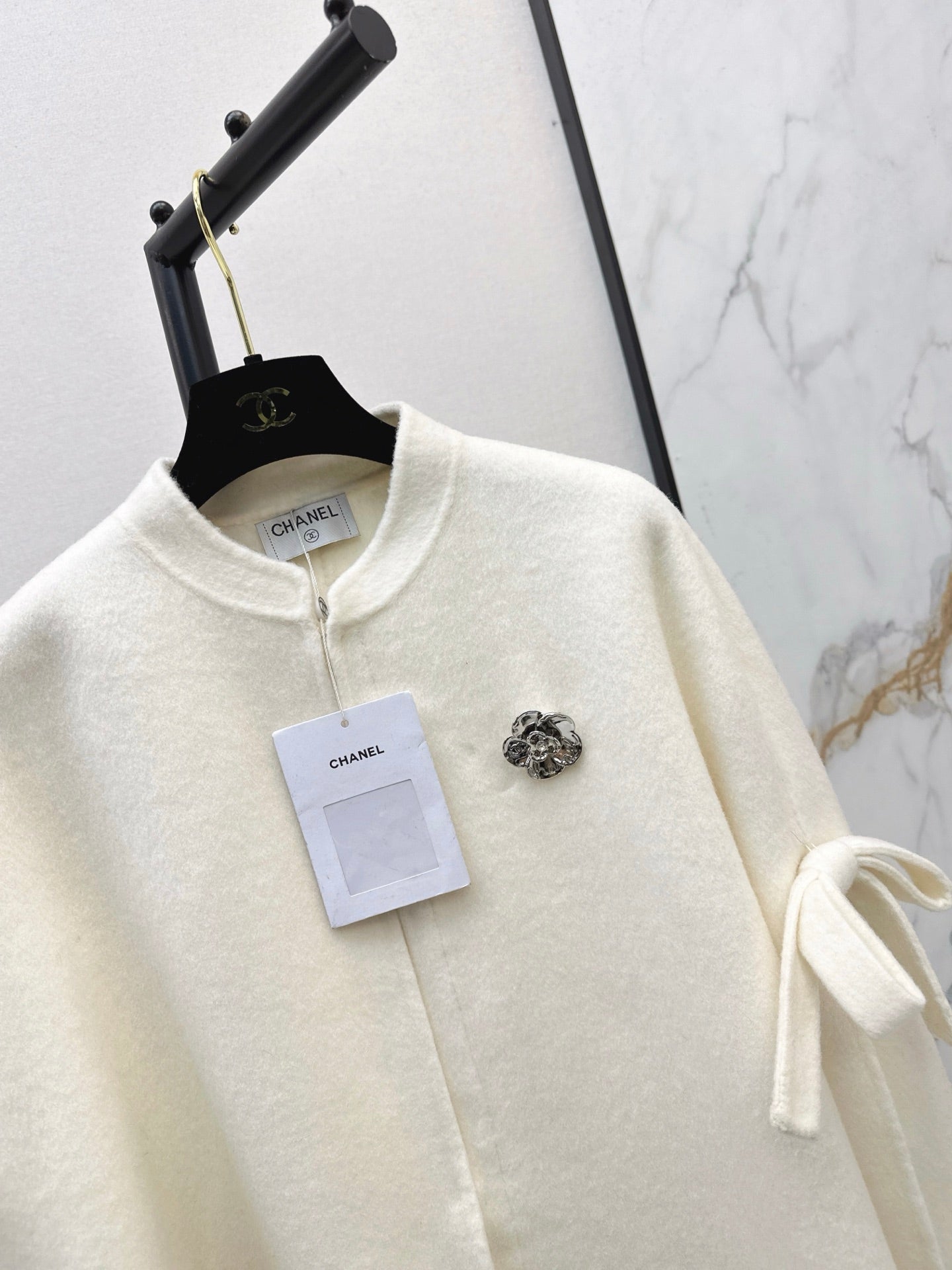 Double bow decoration cloak coat