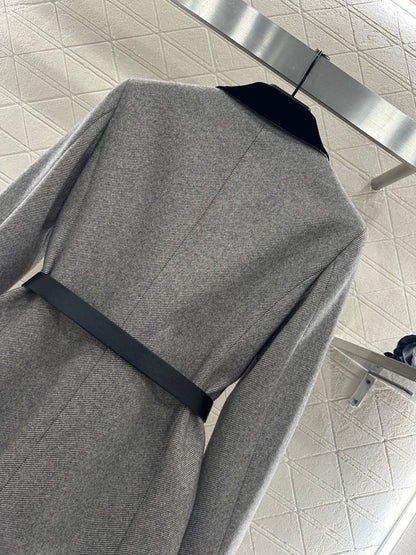 Splicing velvet collar belt suit jacket