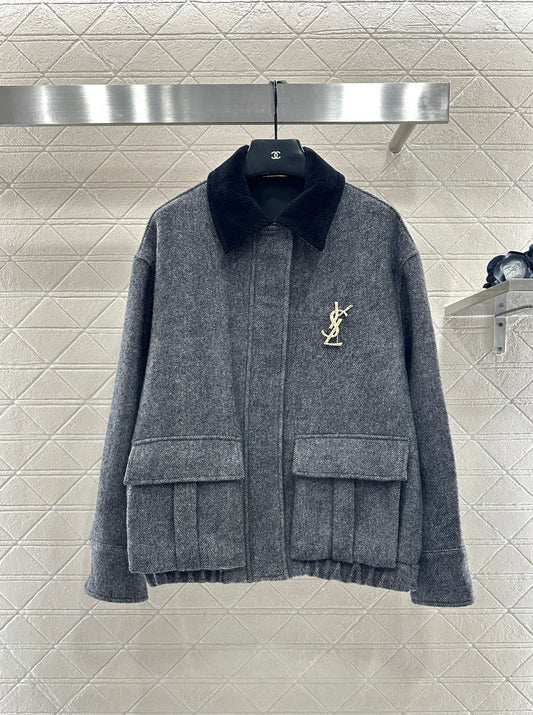 Brooch corduroy collar jacket