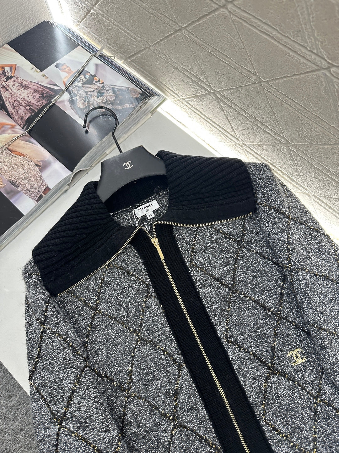 Large collar diamond grid zipper knitted jacket