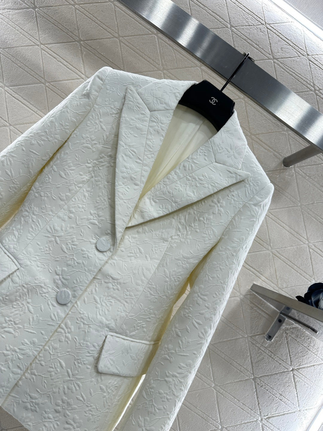 Shoulder suit half skirt set