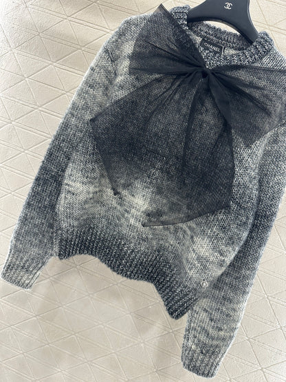Mesh bow dyed round neck sweater