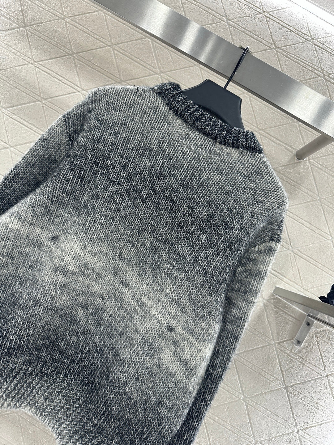 Mesh bow dyed round neck sweater