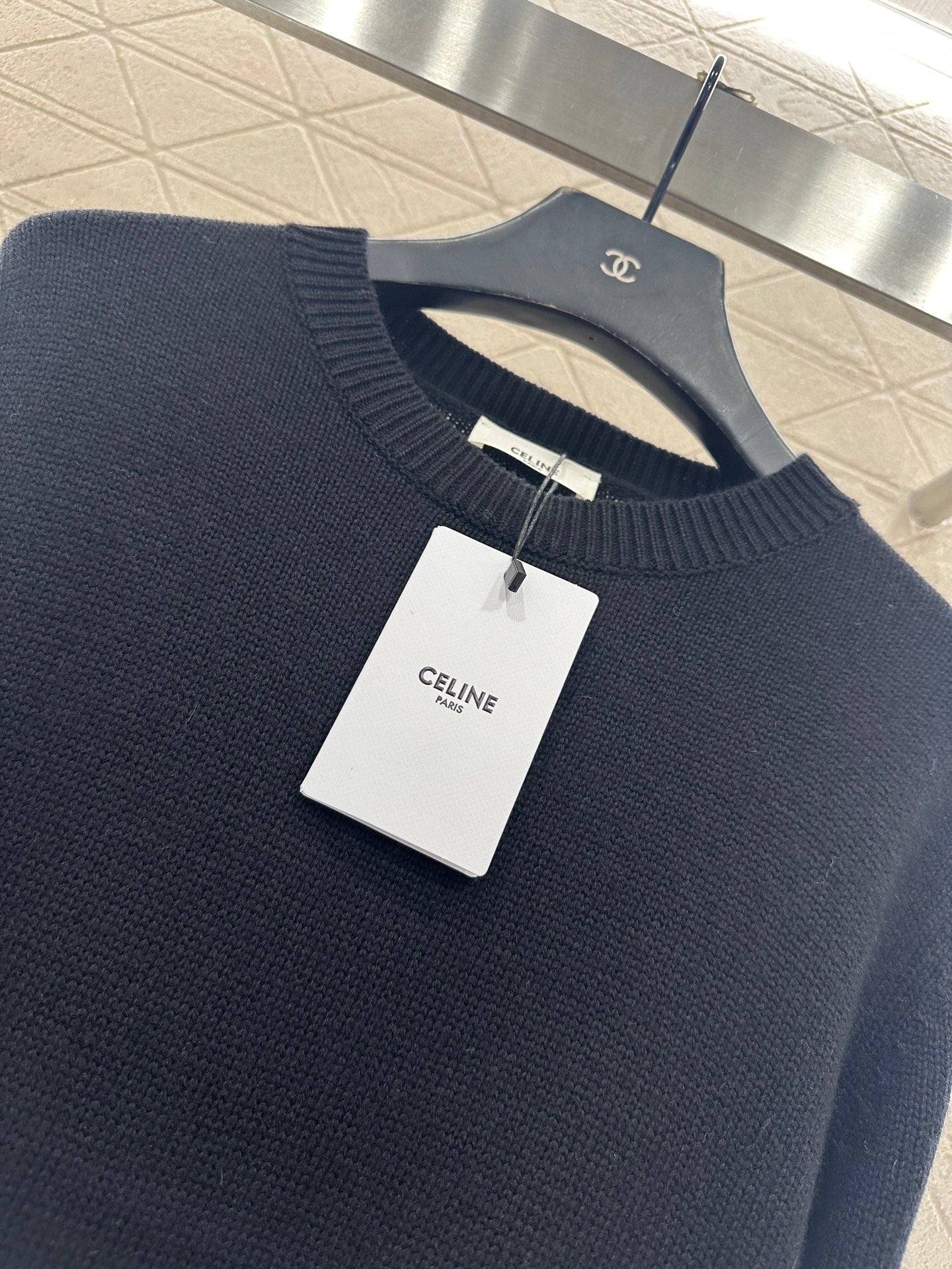 Hook and flower letter knitted pullover sweater