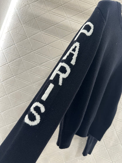 Hook and flower letter knitted pullover sweater