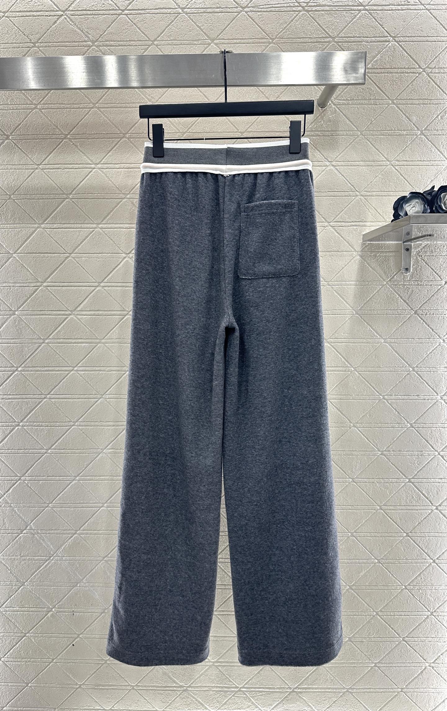 Color blocking drawstring straight leg pants