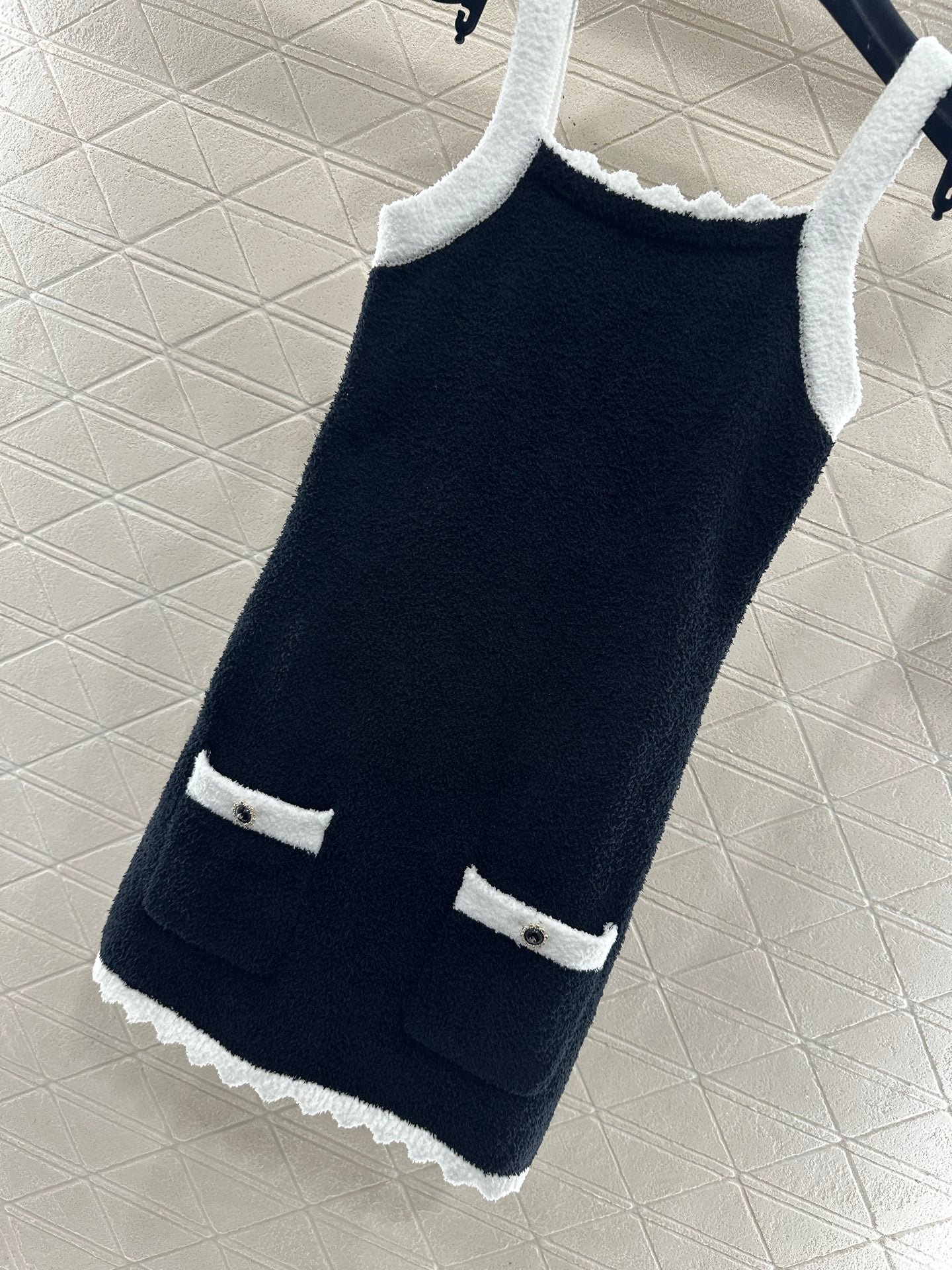 Color blocking knitted camisole skirt