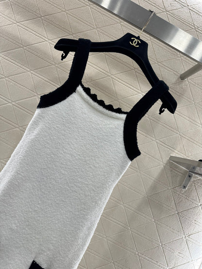 Color blocking knitted camisole skirt