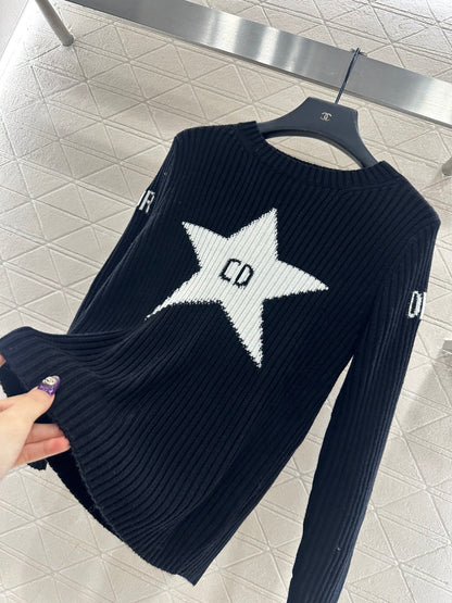 Embroidered logo knitted pullover sweater