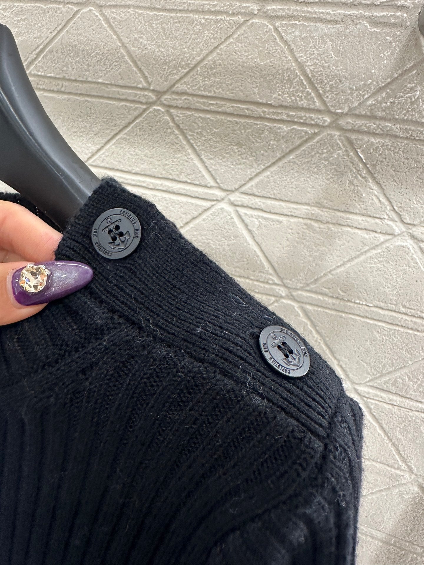 Embroidered logo knitted pullover sweater