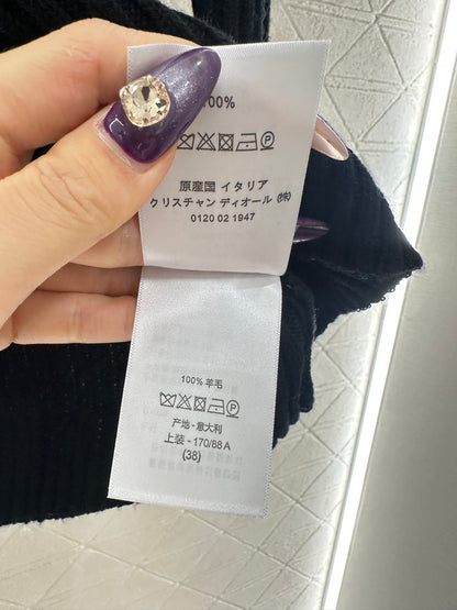 Embroidered logo knitted pullover sweater