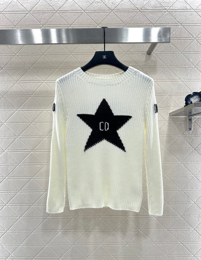 Embroidered logo knitted pullover sweater