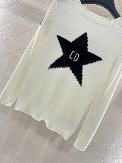 Embroidered logo knitted pullover sweater