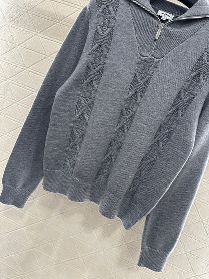 Collar zipper knitted sweater