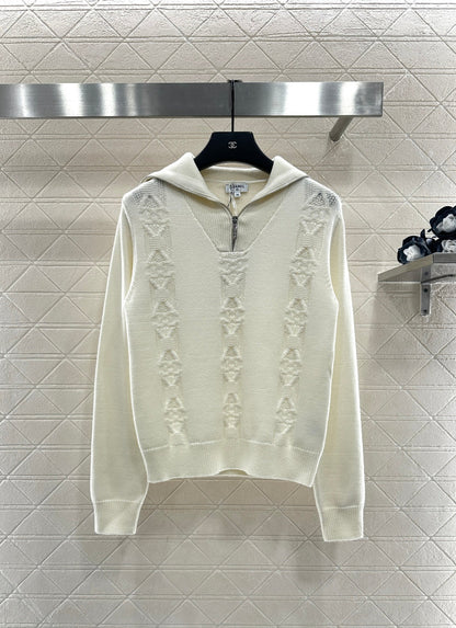 Collar zipper knitted sweater