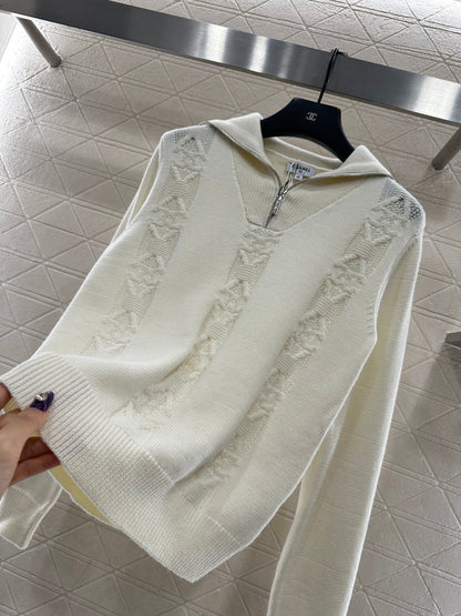 Collar zipper knitted sweater