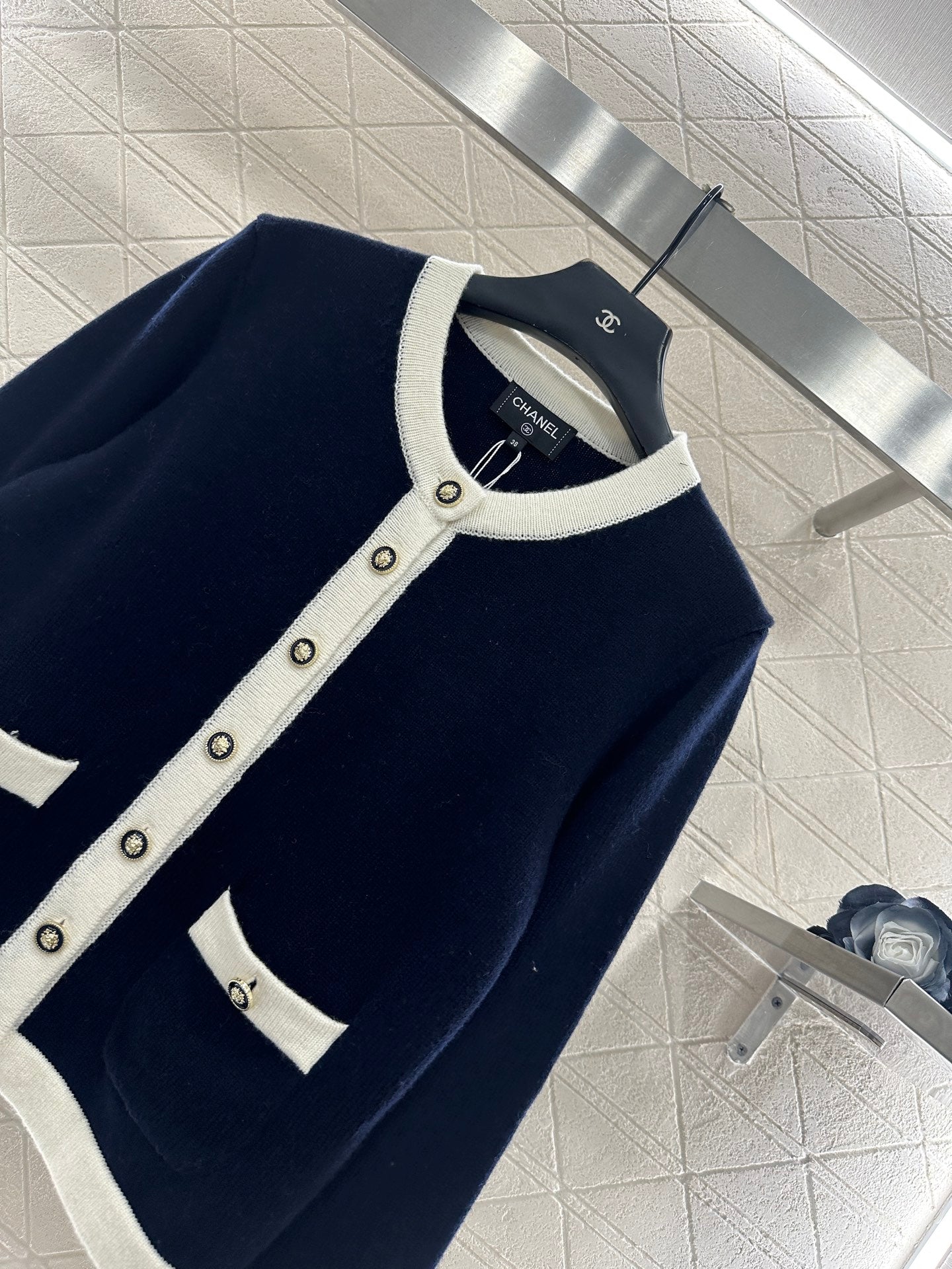 Color blocked border cardigan