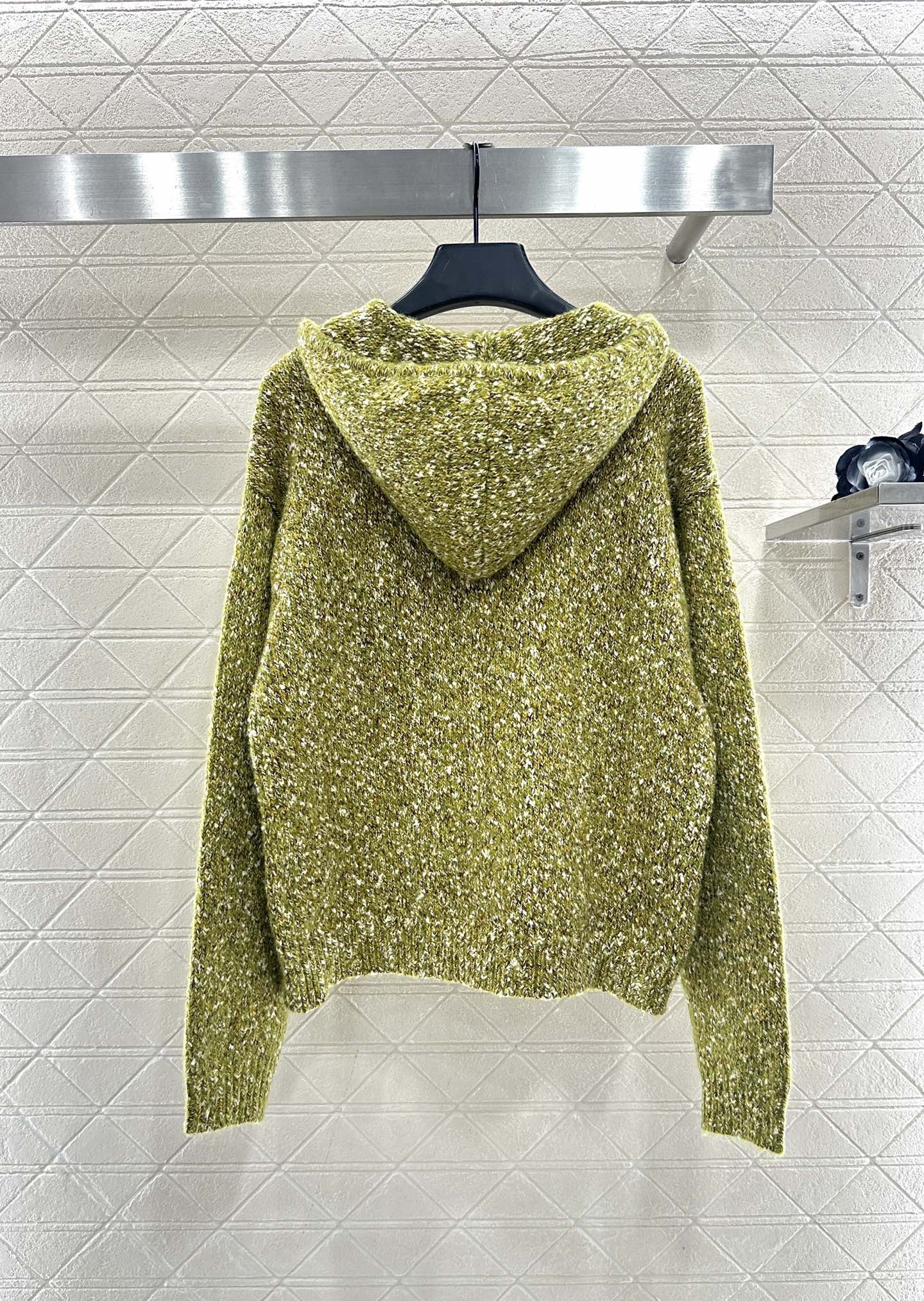 Hooded snowflake colored dot cardigan