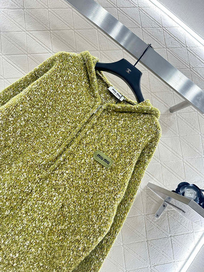 Hooded snowflake colored dot cardigan