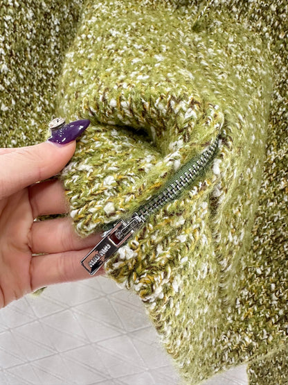 Hooded snowflake colored dot cardigan