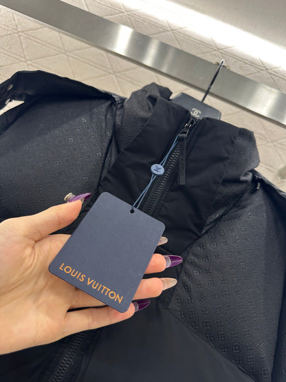 Detachable hooded jacquard down jacket