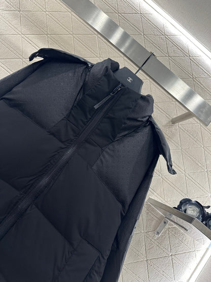 Detachable hooded jacquard down jacket