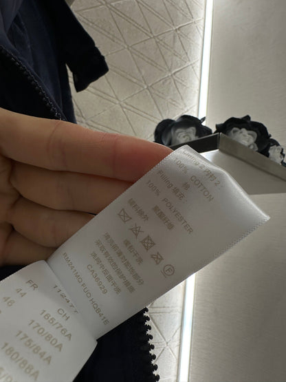 Detachable hooded jacquard down jacket