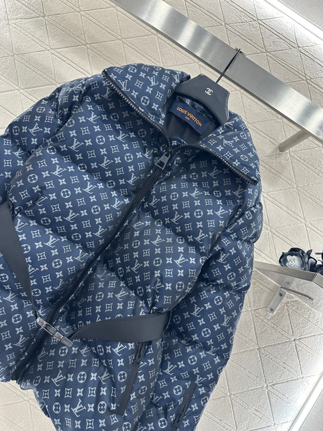 Jacquard Down Jacket with Lapel and Belt