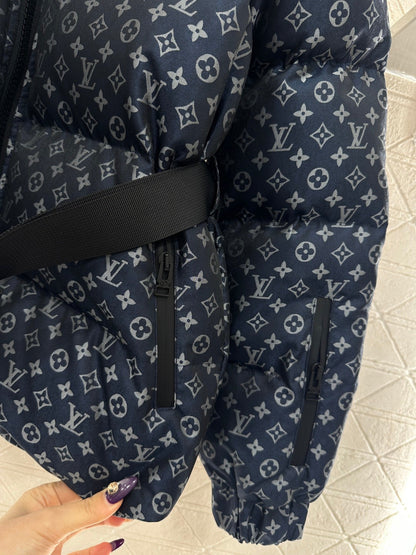 Jacquard Down Jacket with Lapel and Belt