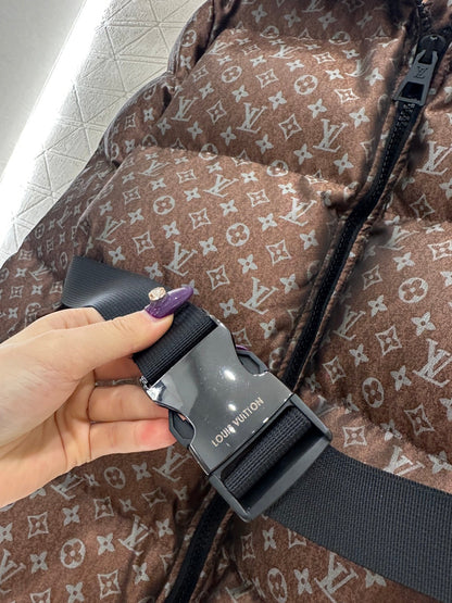 Jacquard Down Jacket with Lapel and Belt