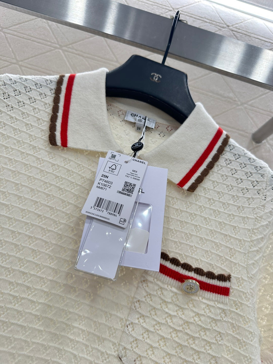 Color-blocked Collared Knit Short-Sleeve T-Shirt