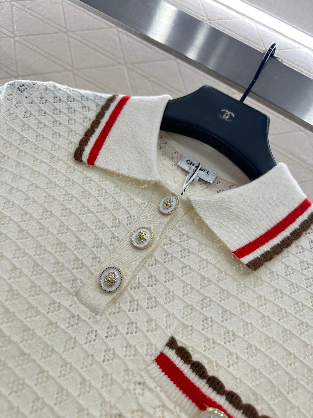 Color-blocked Collared Knit Short-Sleeve T-Shirt