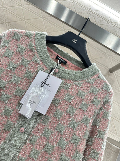 Lightweight Wool Knit Cardigan