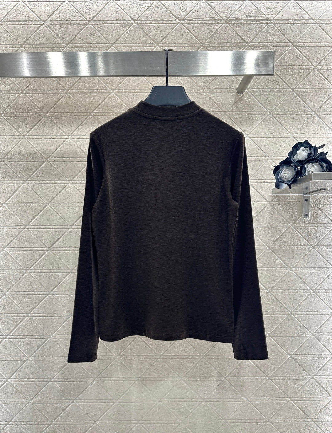 Logo Brooch Base Layer Top