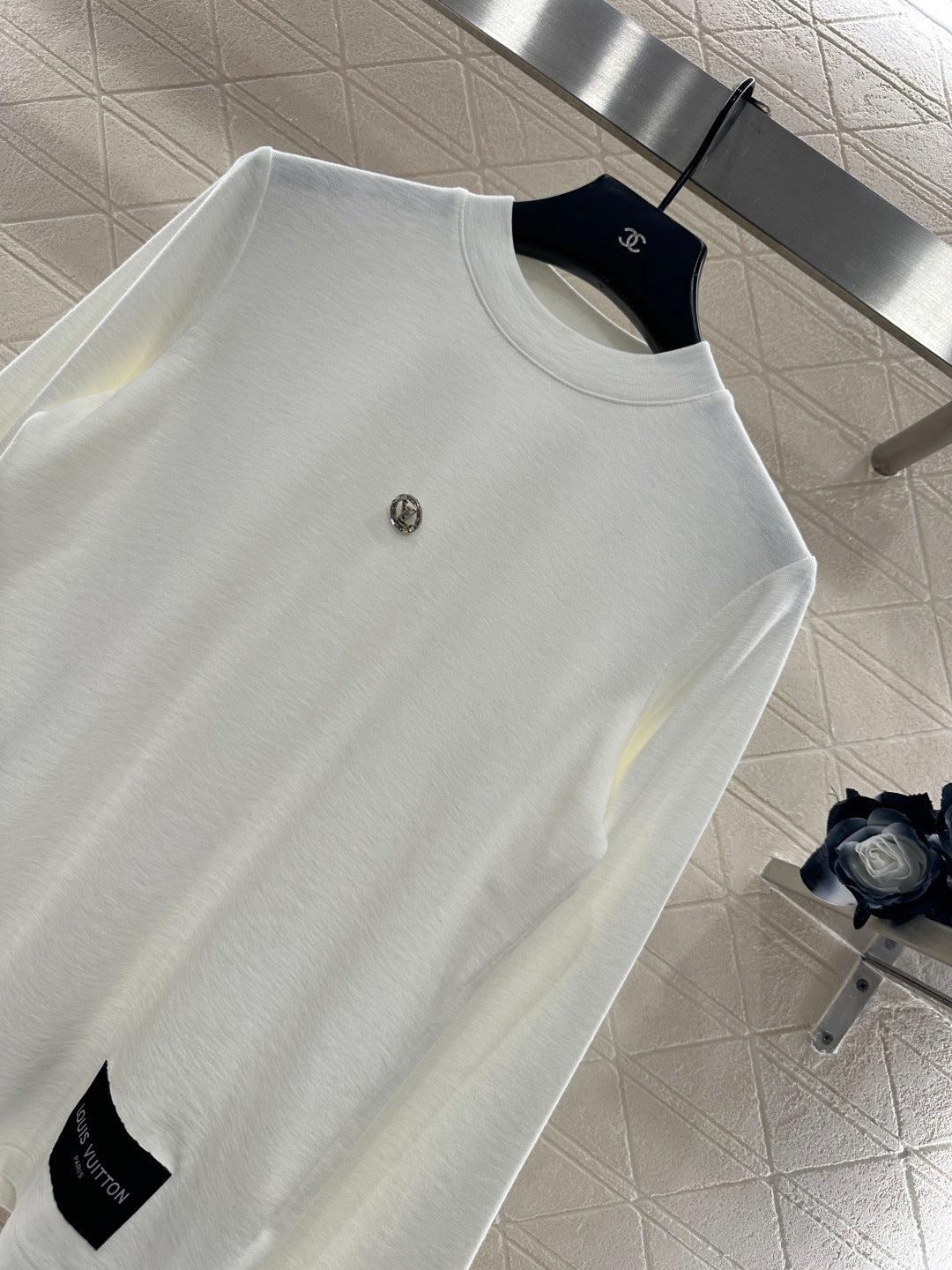 Logo Brooch Base Layer Top