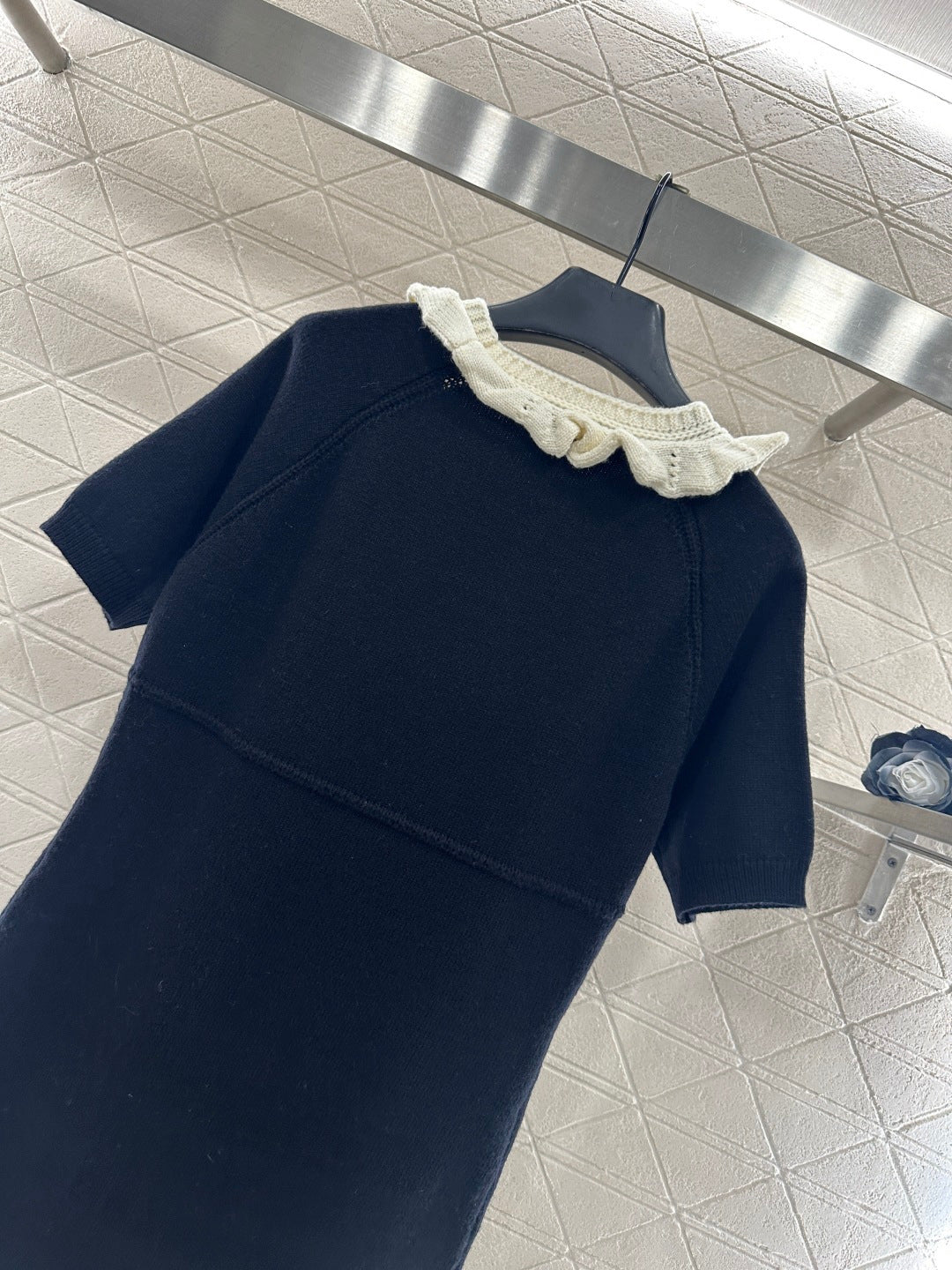 3D Color-Blocked Ruffled Lace Dress