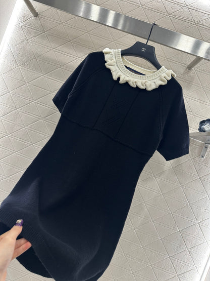 3D Color-Blocked Ruffled Lace Dress