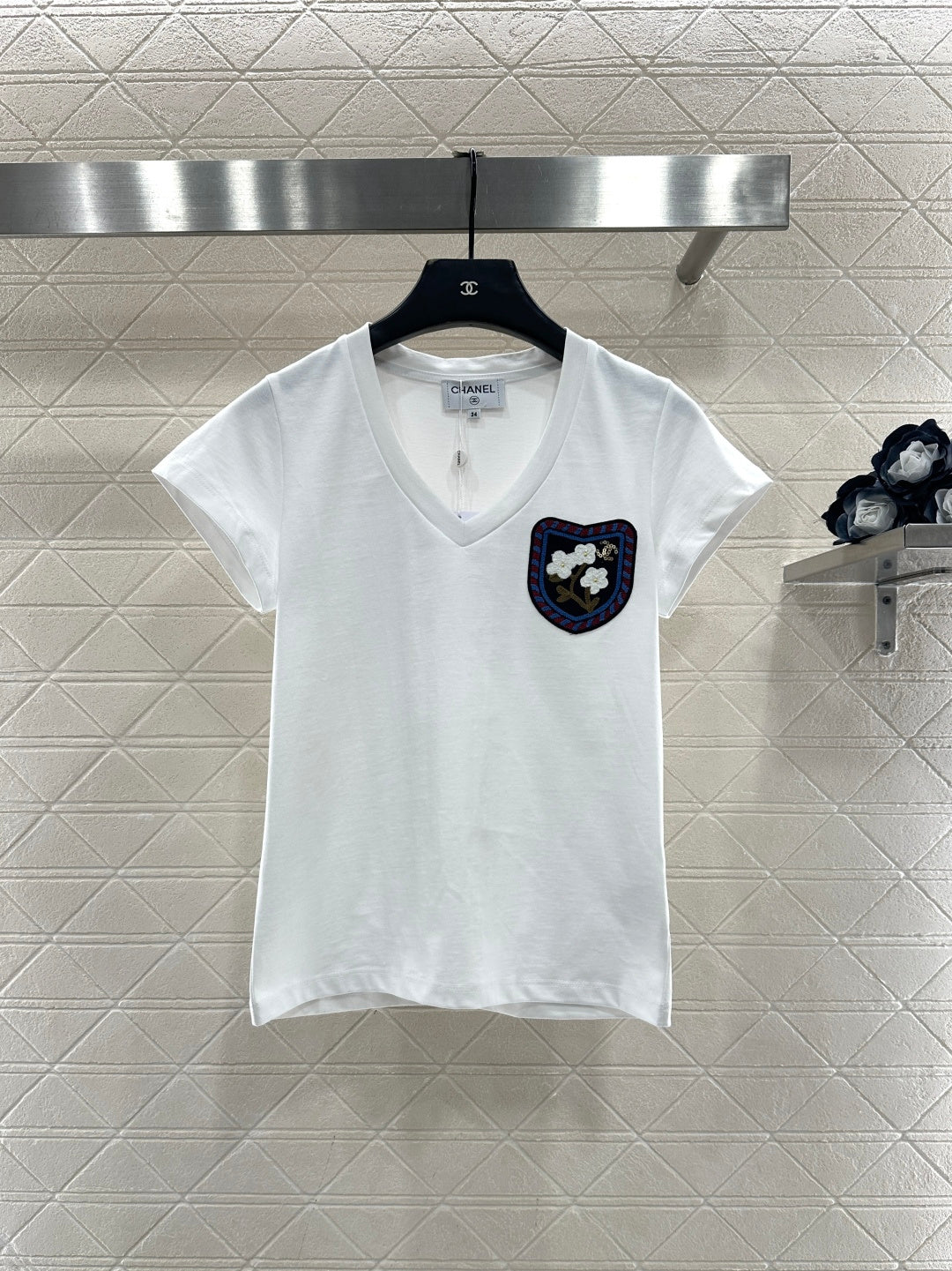 Heart Neck Logo T-Shirt