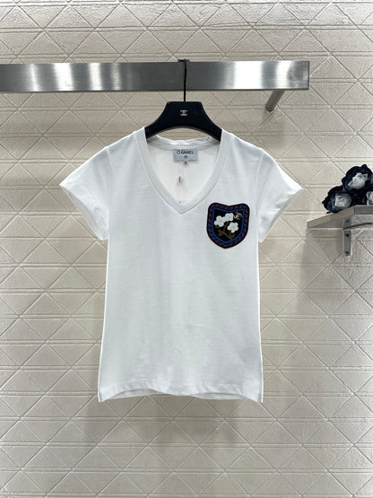 Heart Neck Logo T-Shirt