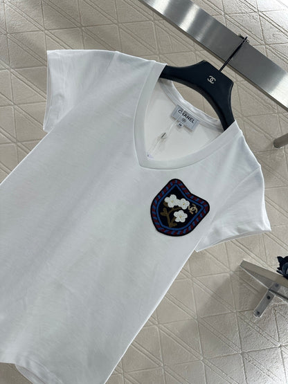 Heart Neck Logo T-Shirt