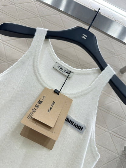 Wave-Trimmed Knit Vest